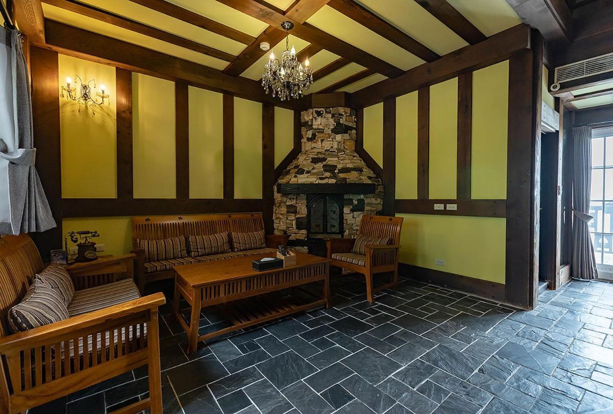 Tudor Dynasty Homestay شوفينج المظهر الخارجي الصورة