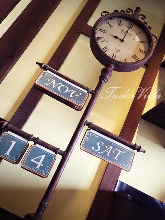Tudor Dynasty Homestay شوفينج المظهر الخارجي الصورة